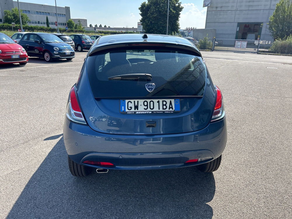 Lancia Ypsilon nuova a Bergamo (3)