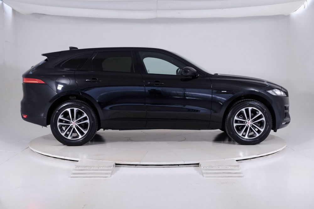 Jaguar F-Pace usata a Torino (6)