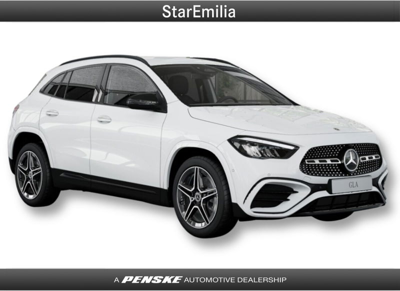 Mercedes-Benz GLA SUV 180 Automatic Premium nuova a Ferrara