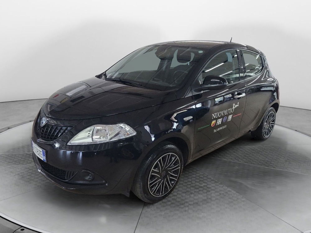 Lancia Ypsilon usata a Arezzo