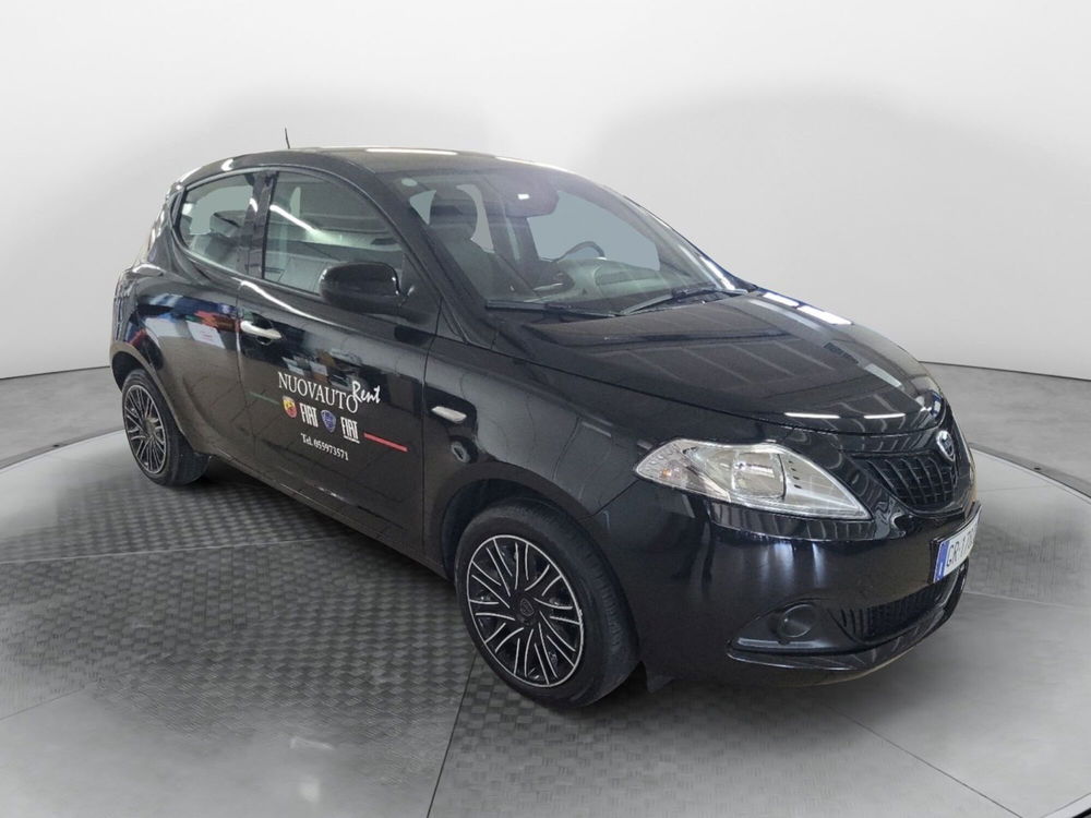 Lancia Ypsilon usata a Arezzo (2)