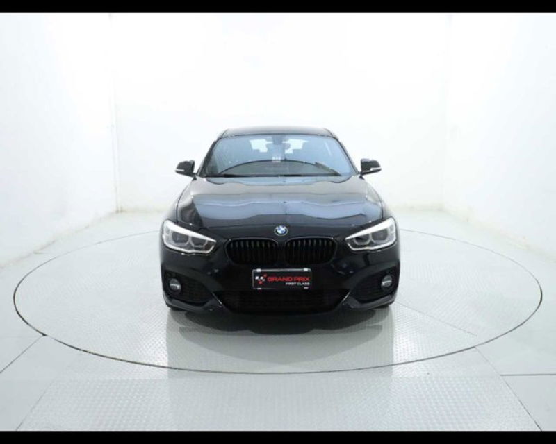 BMW Serie 1 116d 2.0 116CV cat 5 porte Attiva DPF del 2019 usata a Castenaso