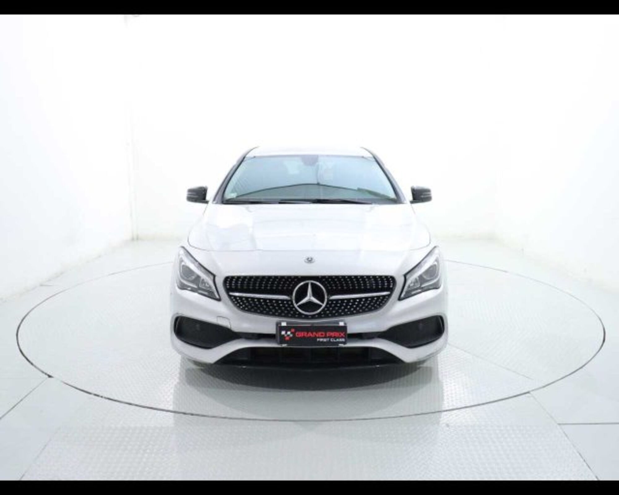 Mercedes-Benz CLA Shooting Brake 220 d 4Matic Automatic Premium  del 2017 usata a Castenaso