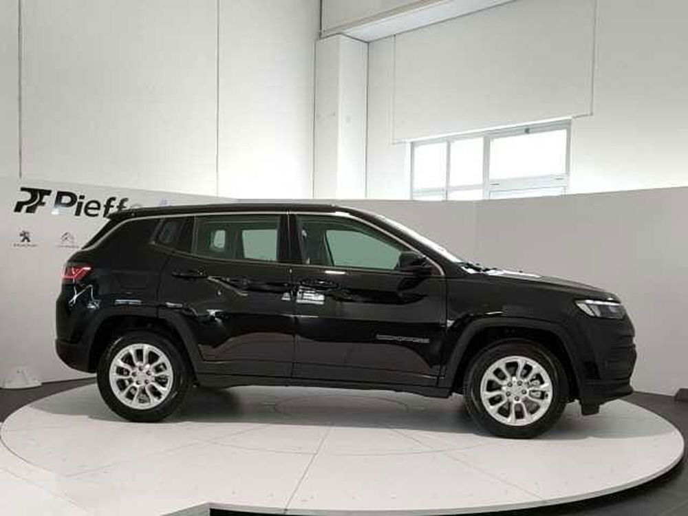 Jeep Compass nuova a Teramo (5)