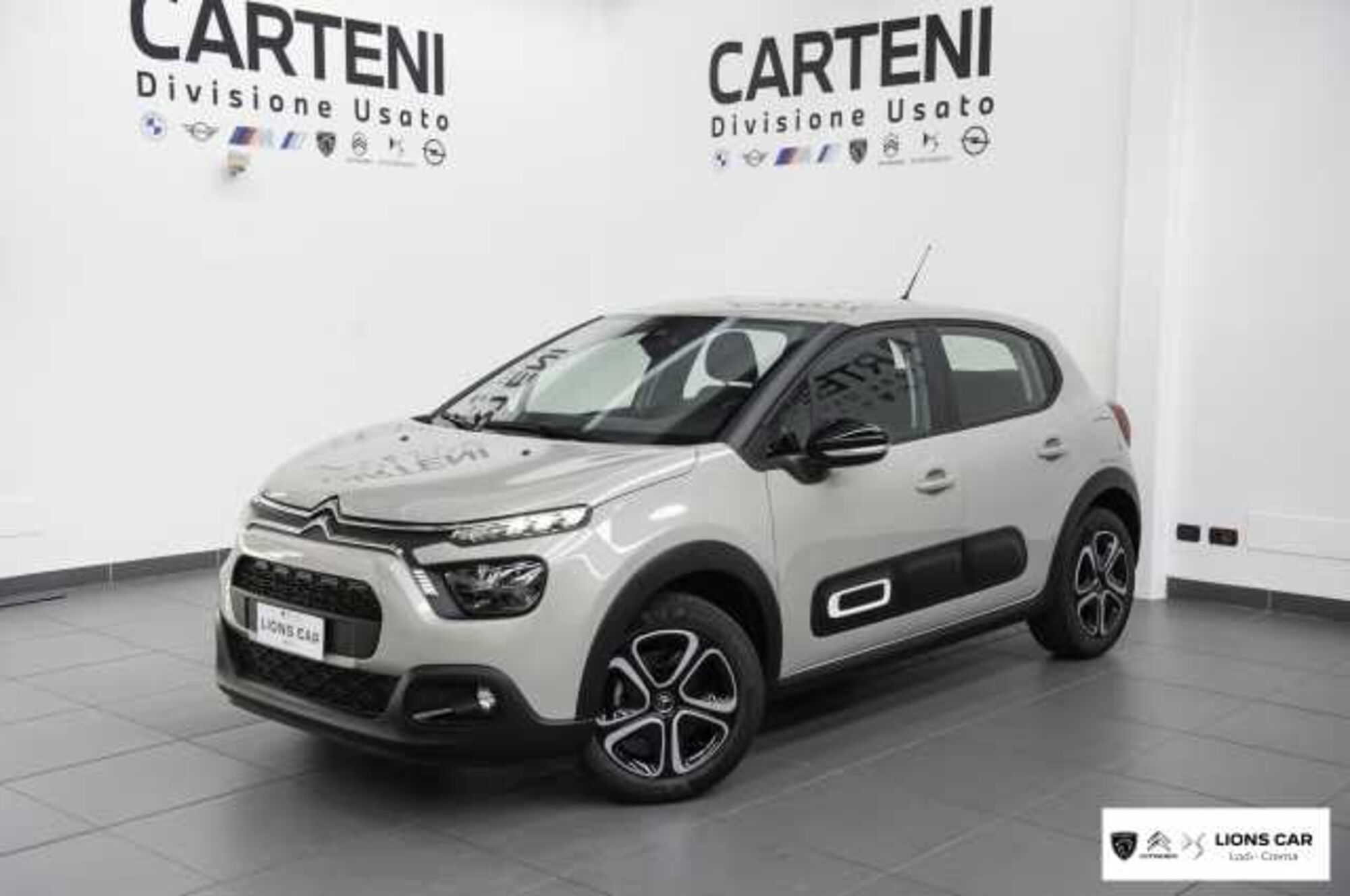 Citroen C3 1.2 puretech Plus s&amp;s 83cv nuova a Lodi