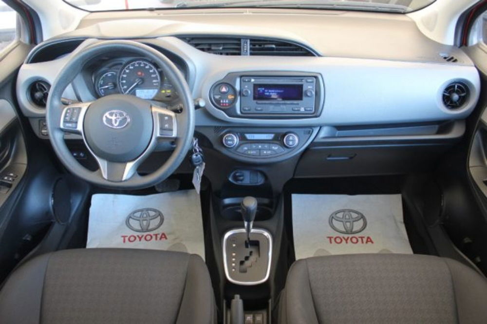 Toyota Yaris usata a Roma (8)