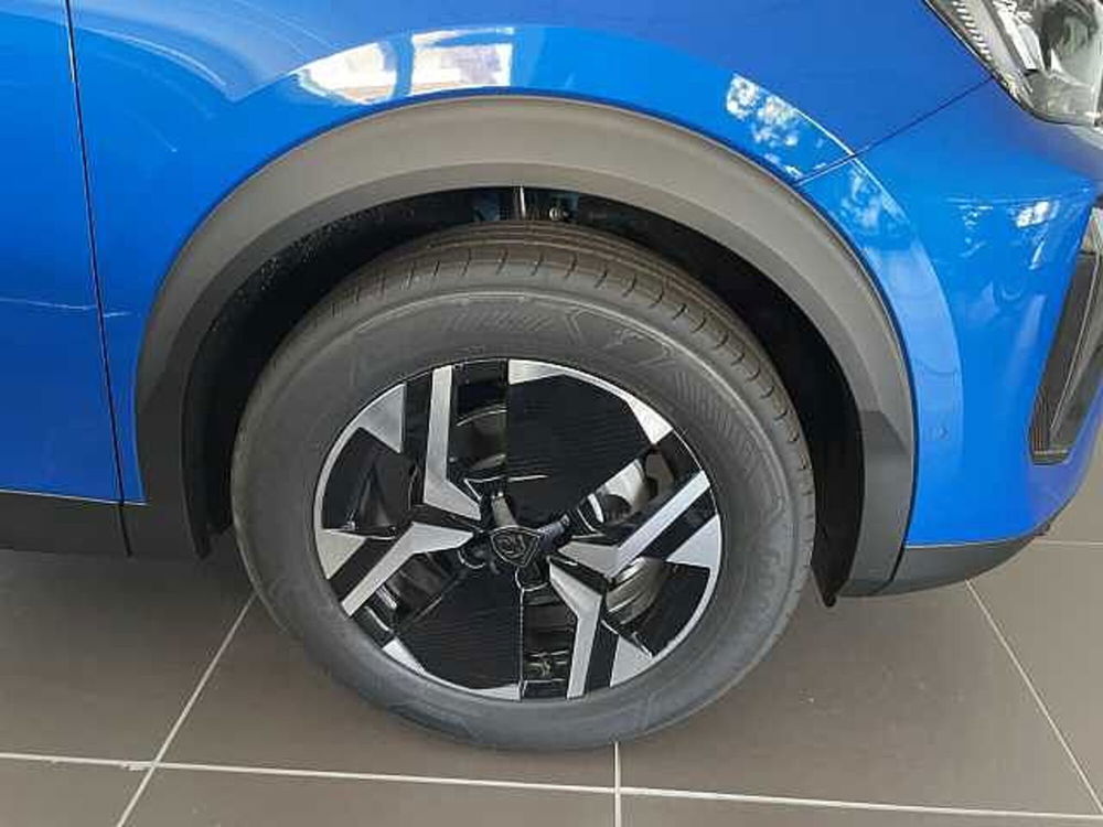 Peugeot 2008 nuova a Vibo Valentia (6)