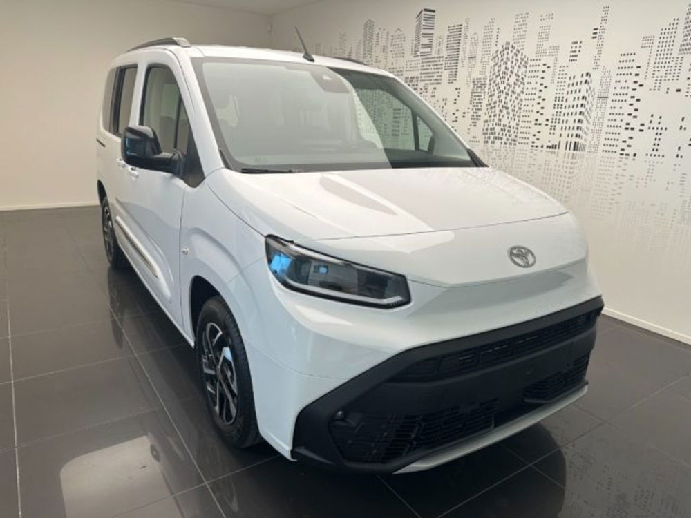 Toyota Proace City Verso nuova a Cuneo (2)