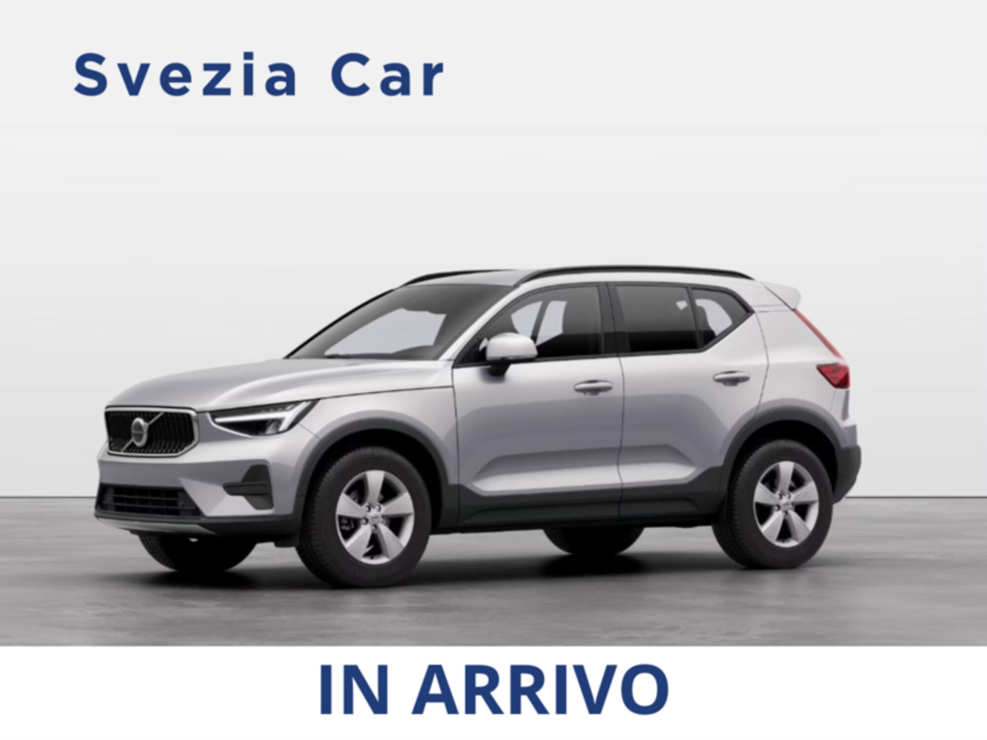 Volvo XC40 B3 automatico Essential  nuova a Milano