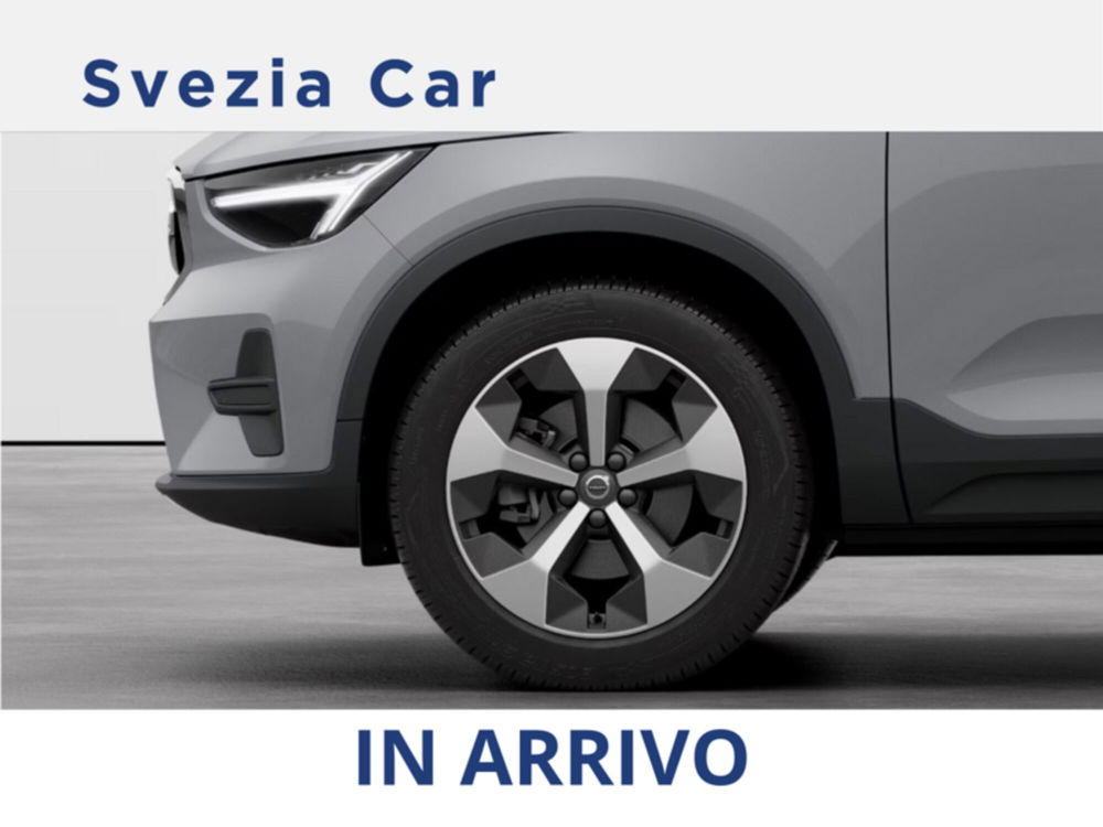 Volvo XC40 nuova a Milano (7)