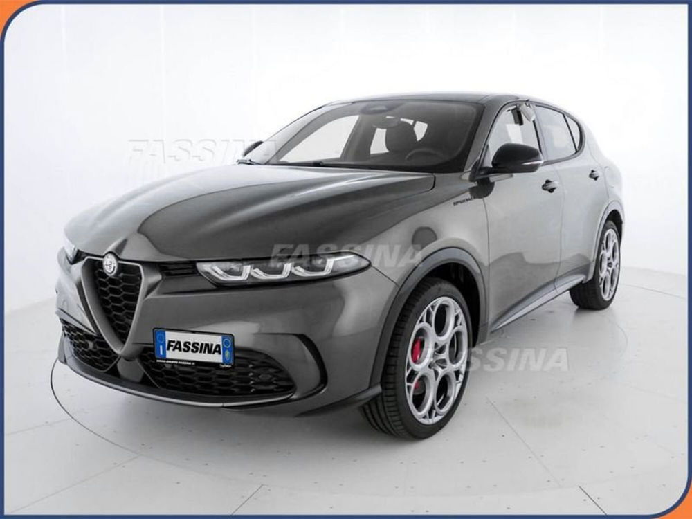 Alfa Romeo Tonale nuova a Milano (3)