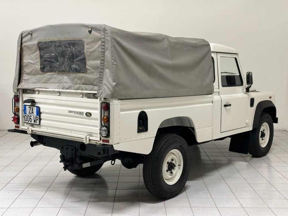 Land Rover Defender usata a Novara (2)