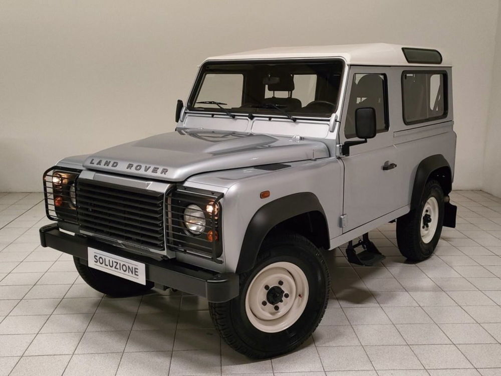 Land Rover Defender usata a Novara