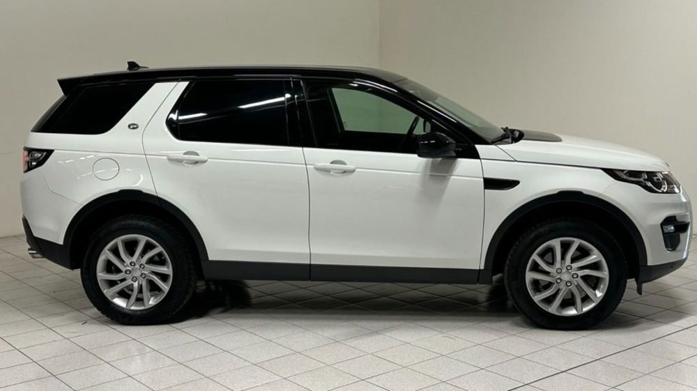 Land Rover Discovery Sport usata a Novara (6)