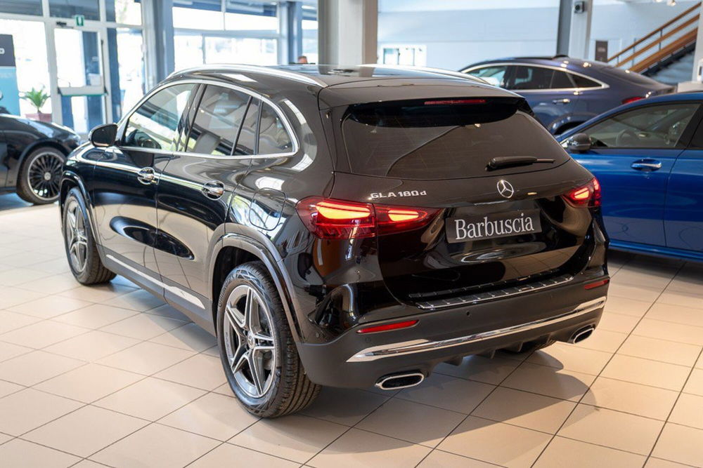 Mercedes-Benz GLA SUV nuova a Pescara (3)