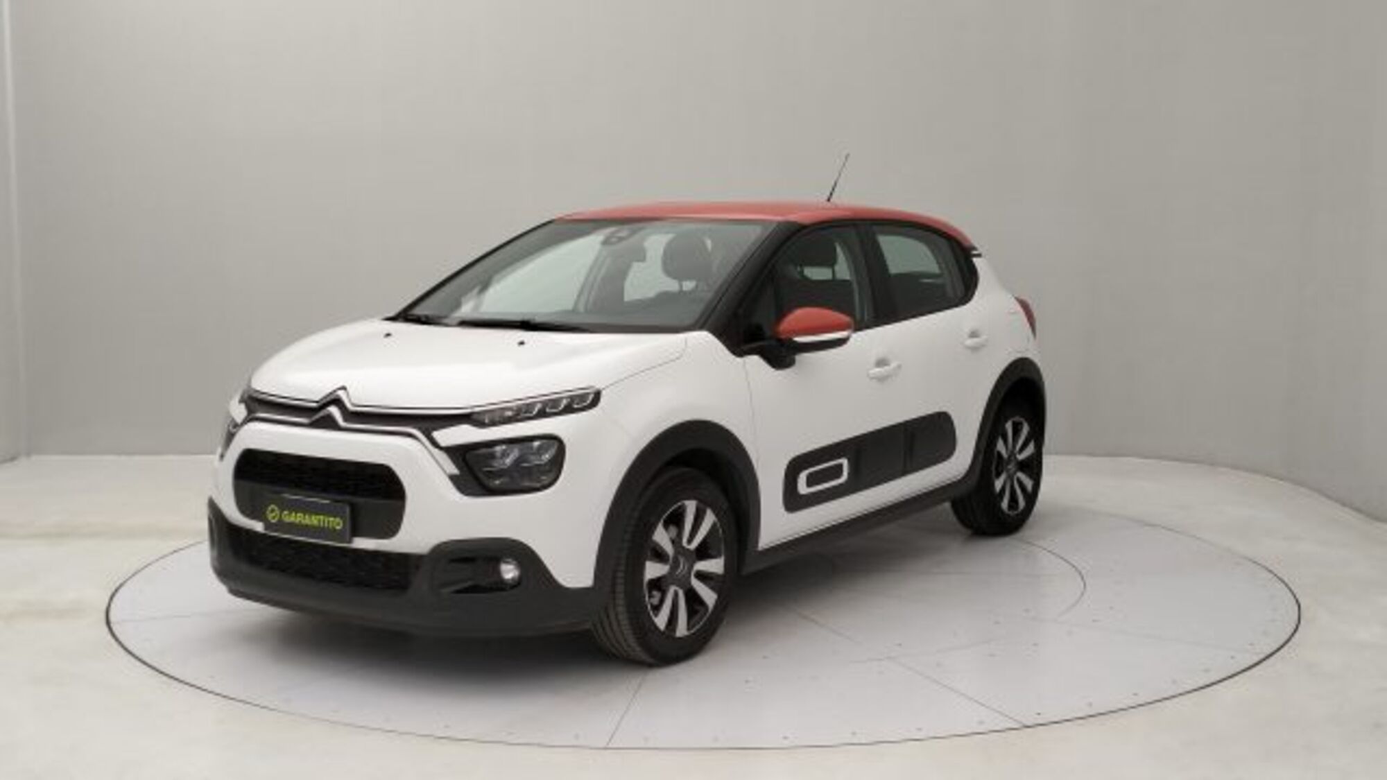 Citroen C3 1.2 puretech Max s&amp;s 83cv neopatentati del 2021 usata a Torino