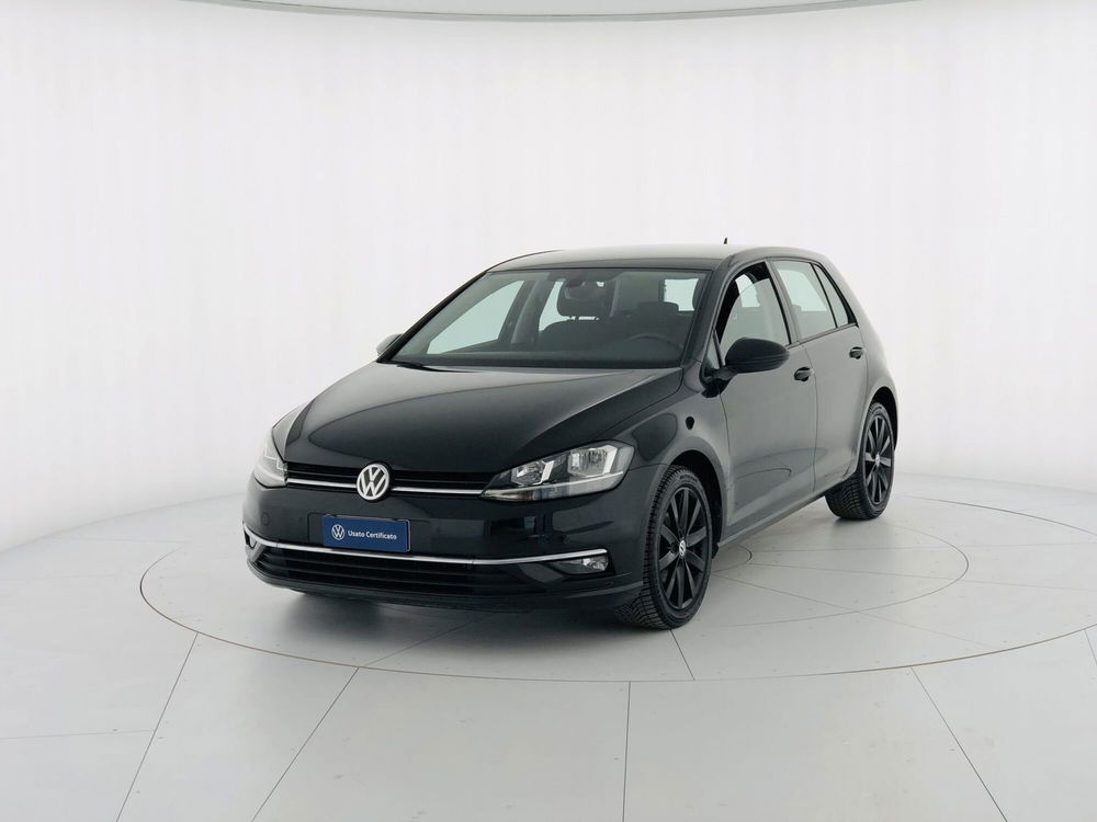 Volkswagen Golf usata a Massa-Carrara