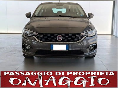 Fiat Tipo Station Wagon Tipo 1.6 Mjt S&amp;S SW Lounge  del 2018 usata a Pescara