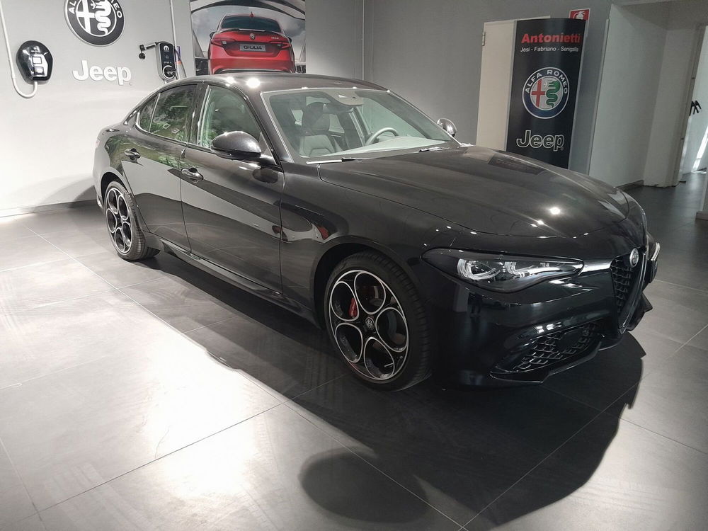 Alfa Romeo Giulia nuova a Ancona (3)