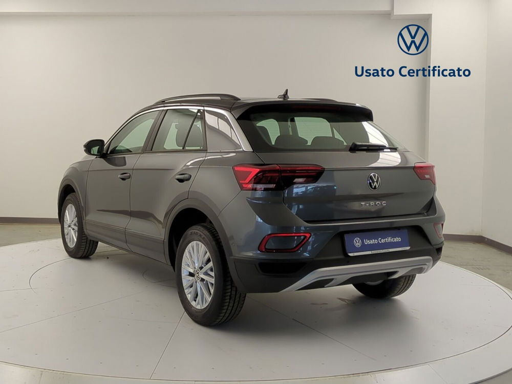 Volkswagen T-Roc nuova a Avellino (5)