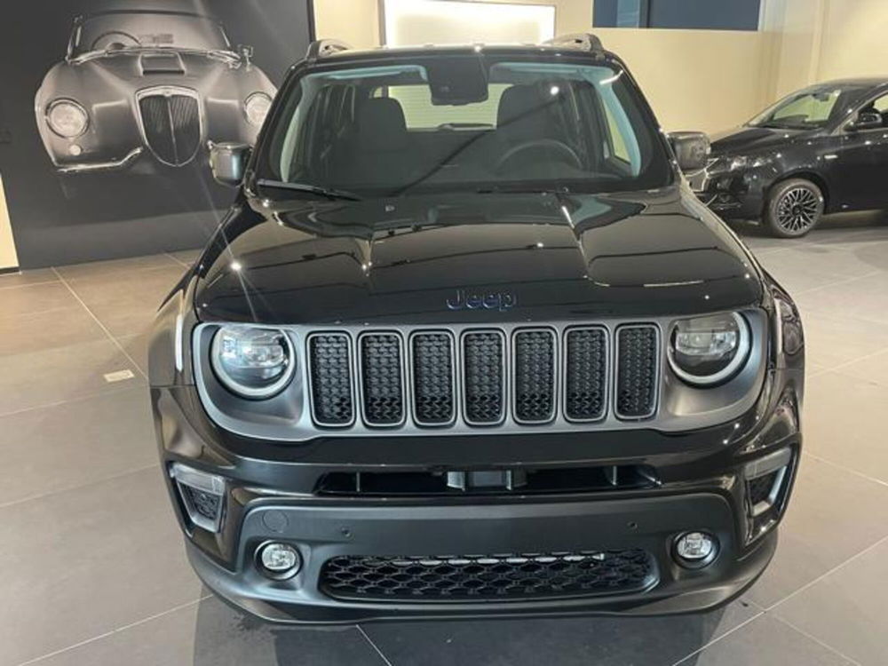 Jeep Renegade nuova a Aosta (8)