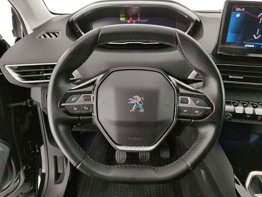 Peugeot 3008 usata a Caserta (20)