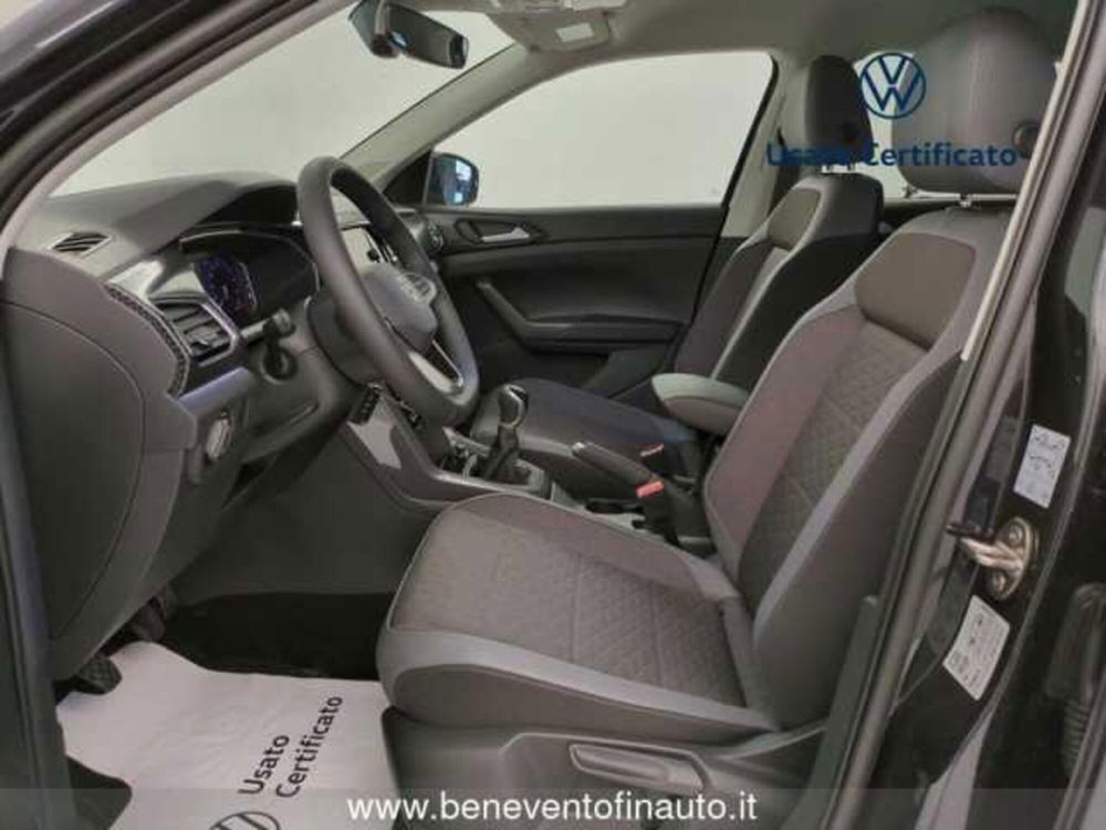 Volkswagen T-Cross nuova a Avellino (12)