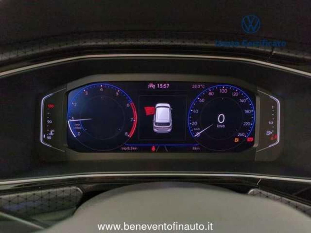 Volkswagen T-Cross nuova a Avellino (15)