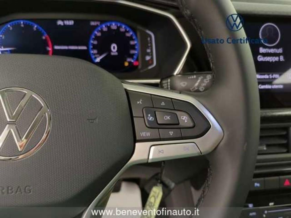 Volkswagen T-Cross nuova a Avellino (16)