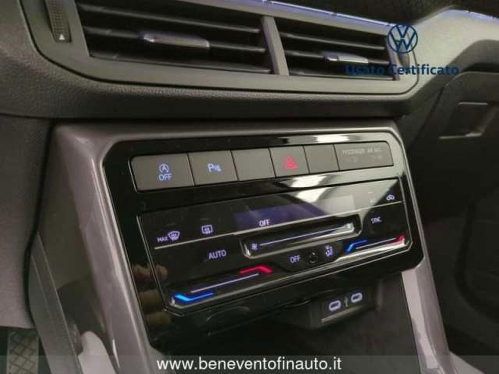 Volkswagen T-Cross nuova a Avellino (20)