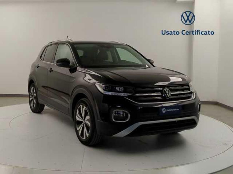 Volkswagen T-Cross 1.0 TSI 110 CV Sport nuova a Pratola Serra