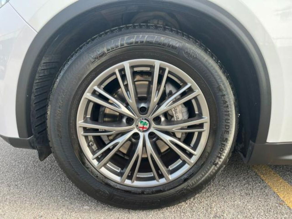 Alfa Romeo Stelvio usata a Salerno (8)