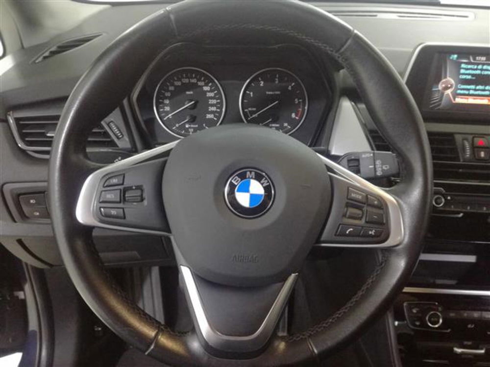 BMW Serie 2 Active Tourer usata a Salerno (14)