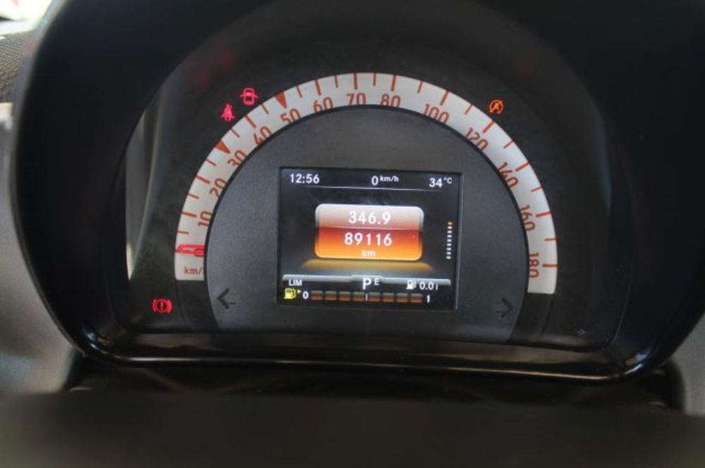 smart Fortwo Cabrio usata a Roma (15)