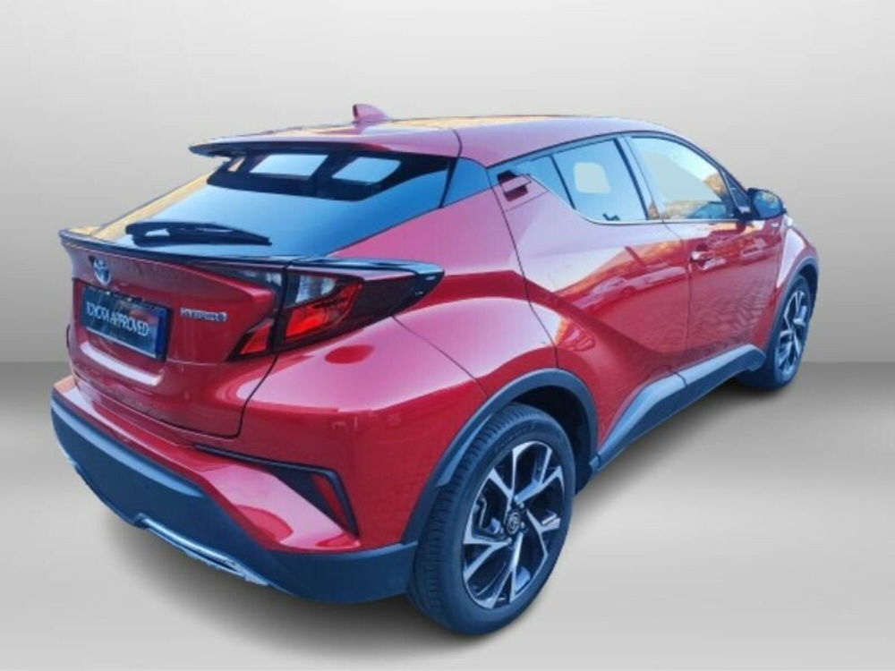 Toyota Toyota C-HR usata a Lecco (8)