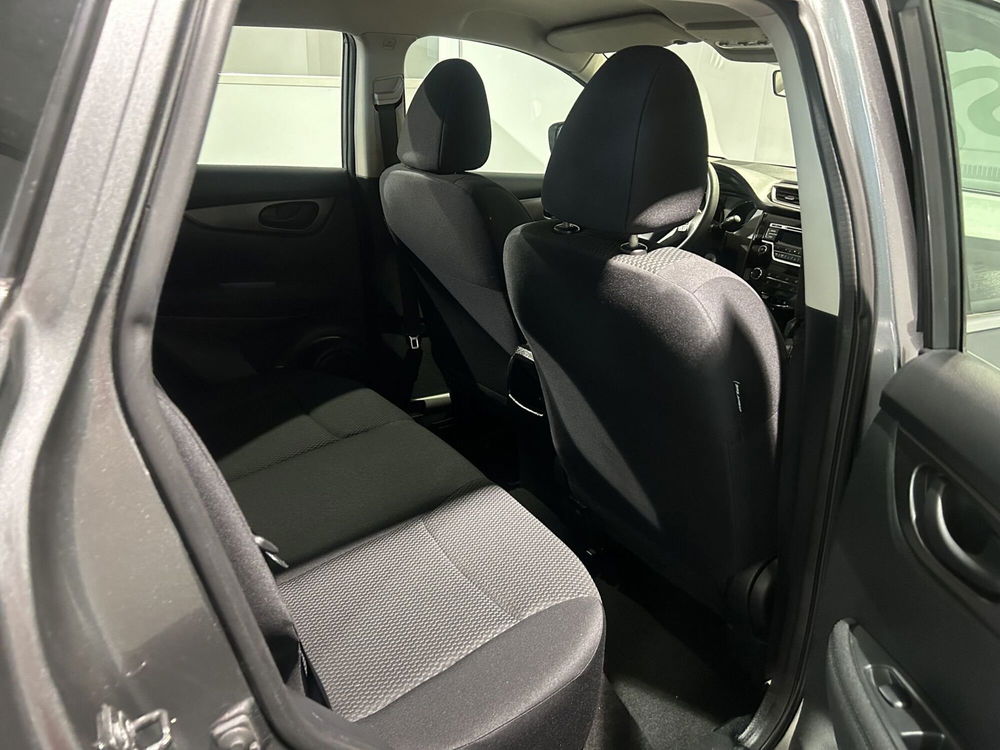 Nissan Qashqai usata a Milano (12)