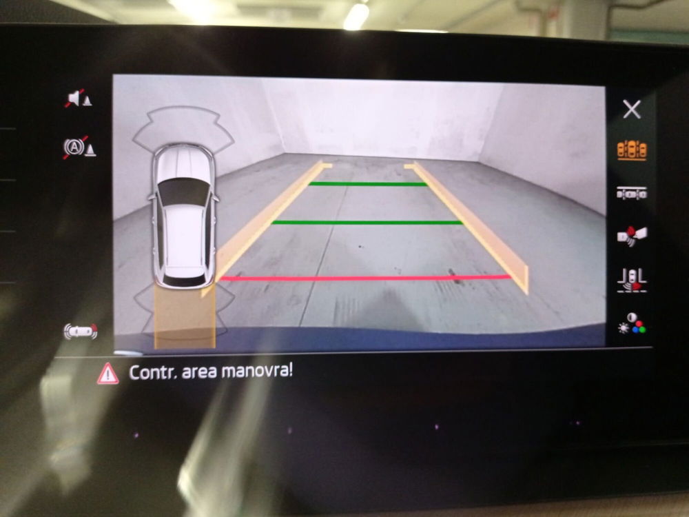 Skoda Kamiq usata a Varese (15)