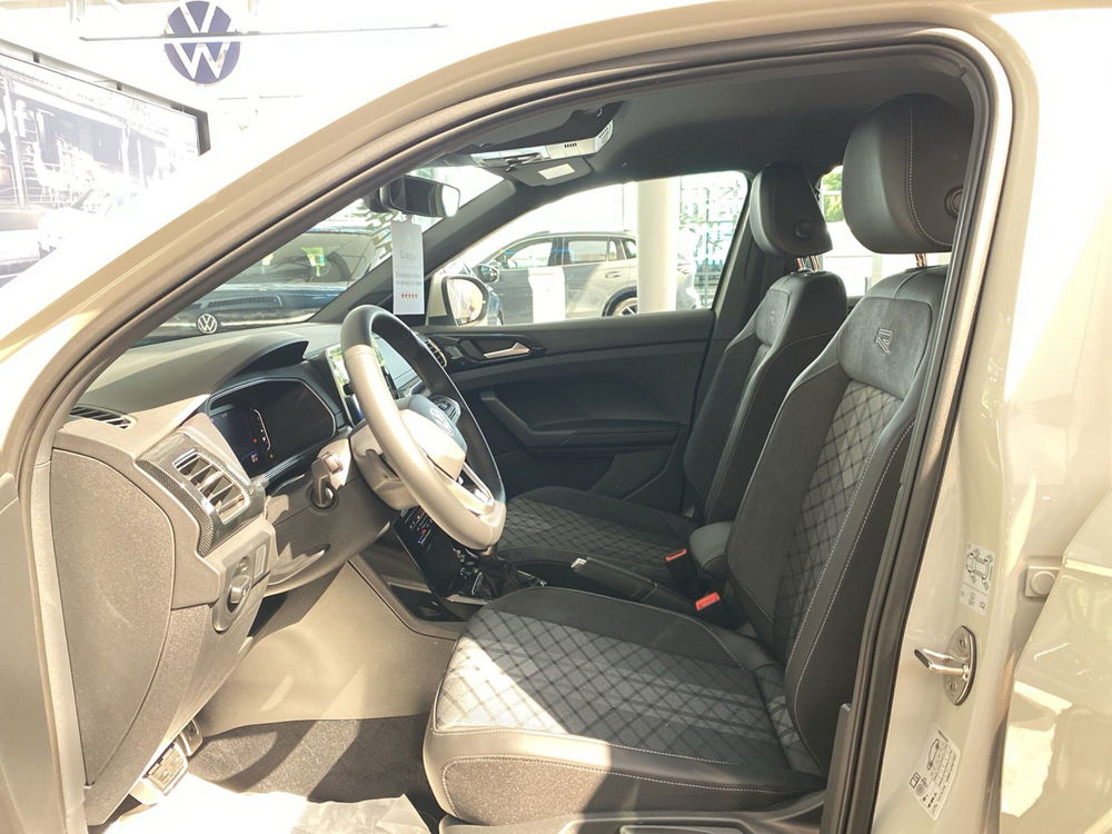 Volkswagen T-Cross nuova a Varese (9)