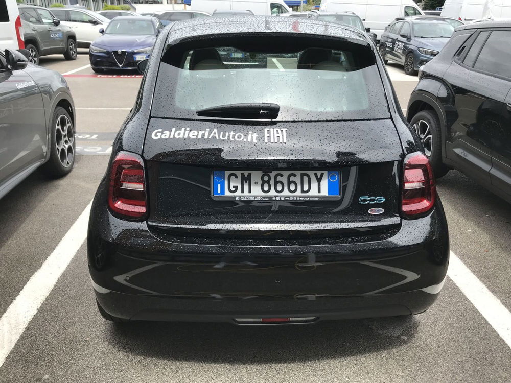 Fiat 500e usata a Salerno (10)