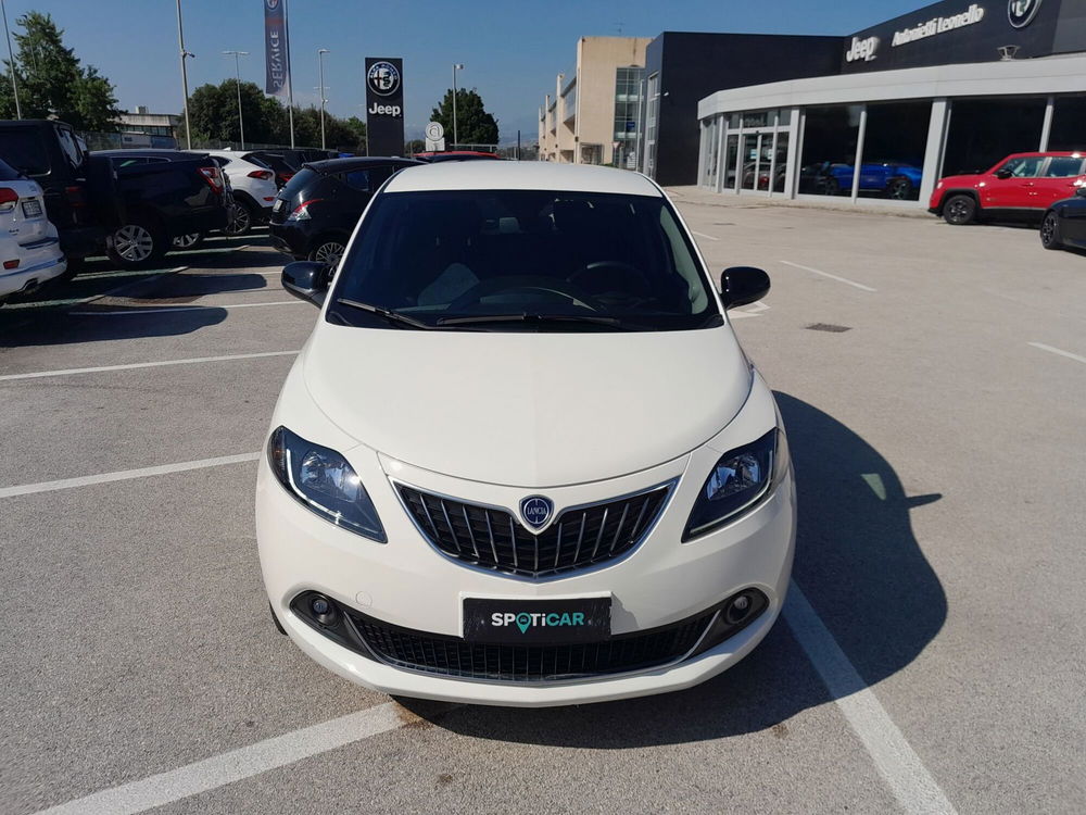 Lancia Ypsilon usata a Ancona (2)