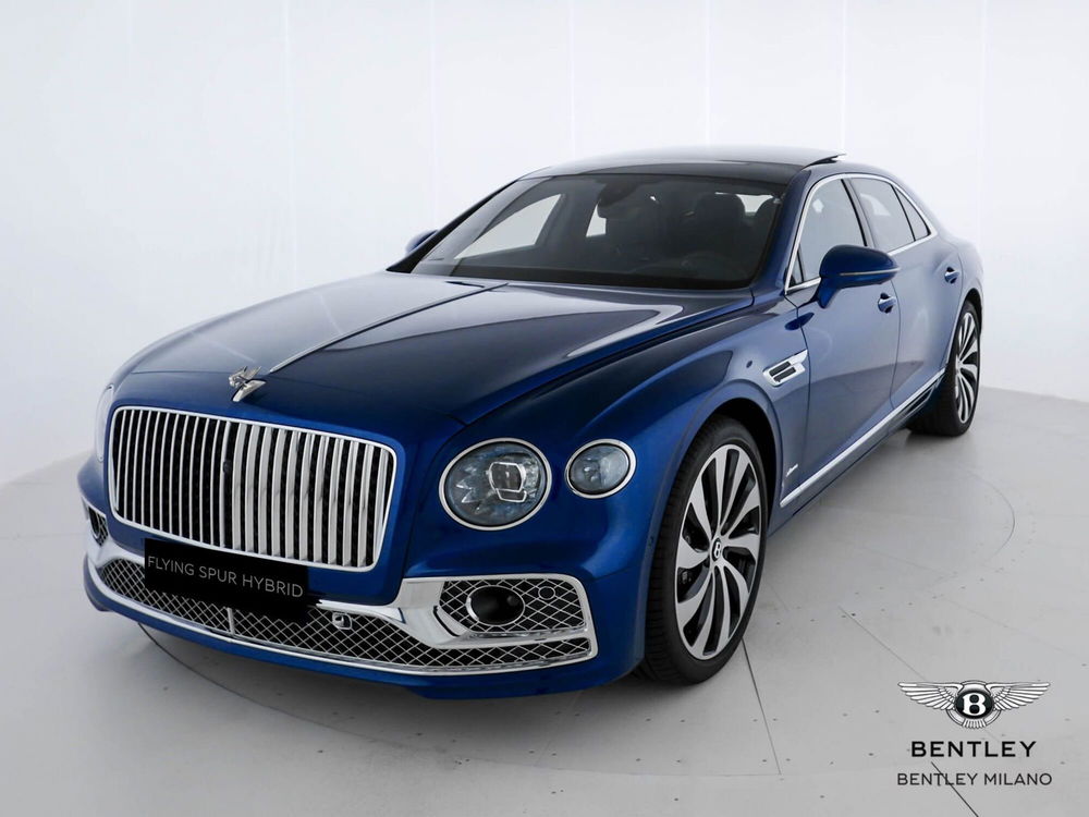 Bentley Flying Spur nuova a Milano (3)