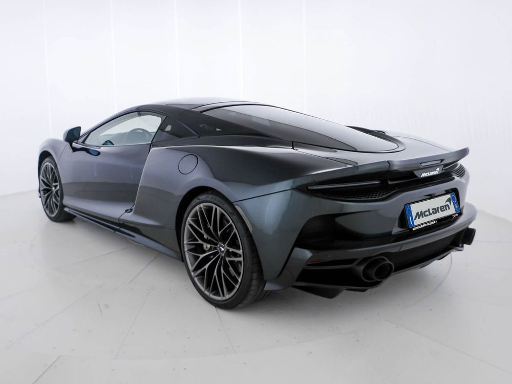 McLaren GT usata a Milano (4)