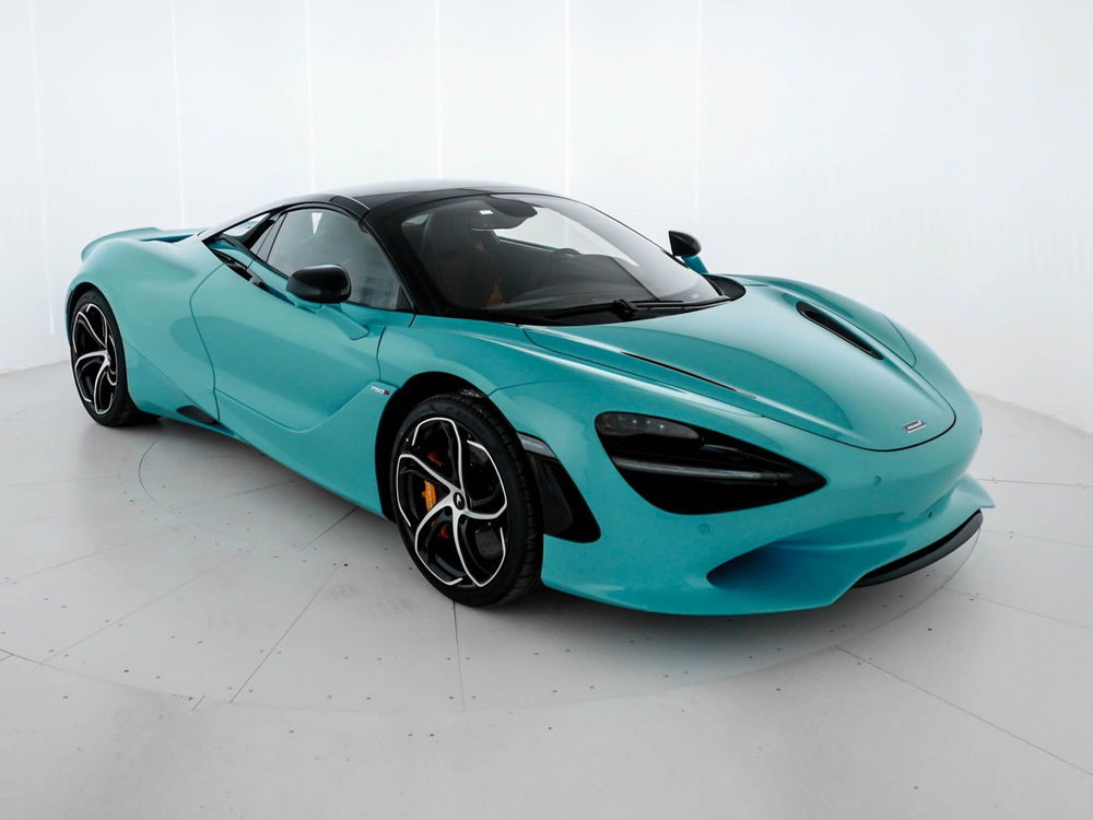 McLaren 750S Cabrio nuova a Milano (2)