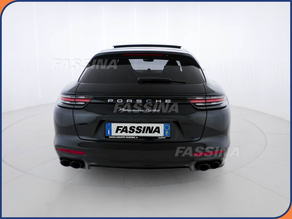 Porsche Panamera usata a Milano (5)