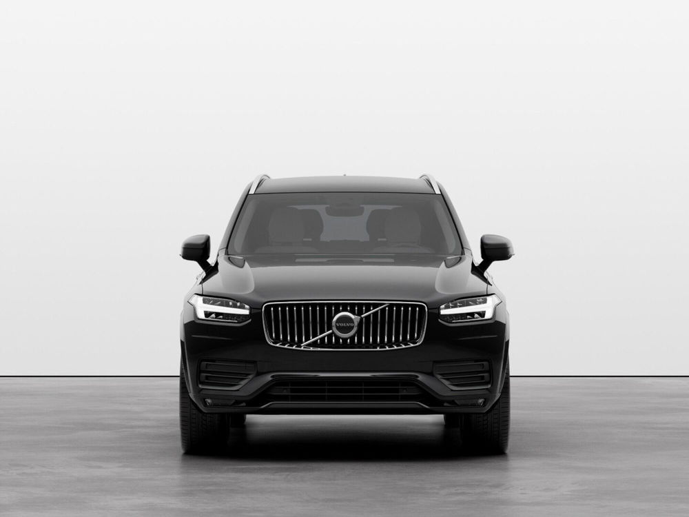 Volvo XC90 nuova a Bari (6)