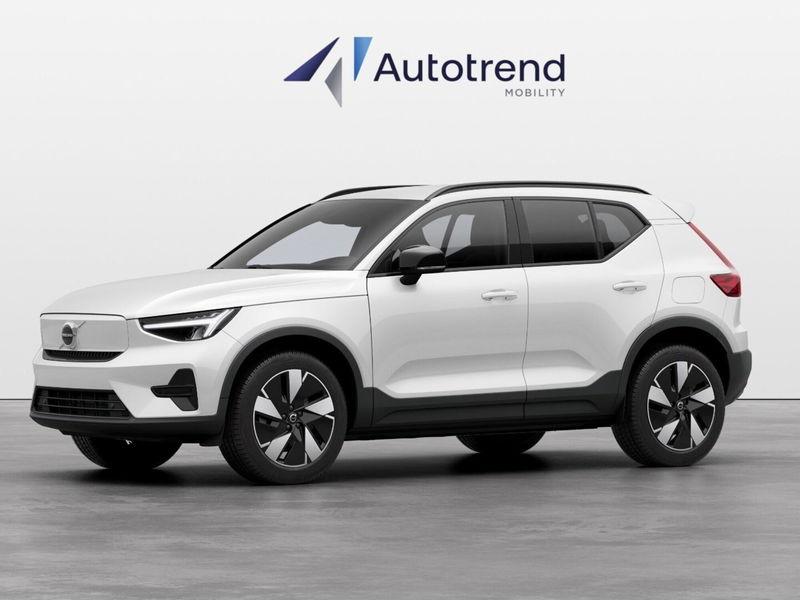 VOLVO Veicoli Commerciali XC40 XC40 N1 recharge single Core nuova a Bari