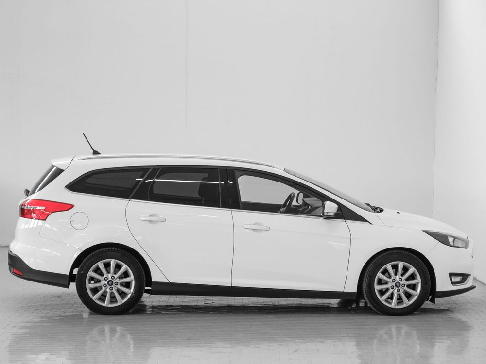 Ford Focus Station Wagon usata a Prato (3)