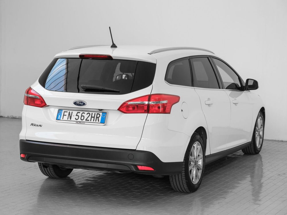 Ford Focus Station Wagon usata a Prato (5)