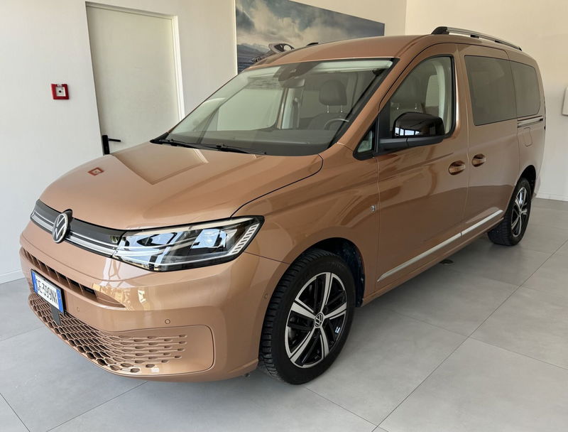 Volkswagen Veicoli Commerciali Caddy 2.0 TDI 122 CV DSG Furgone Business Maxi  del 2021 usata a Parma