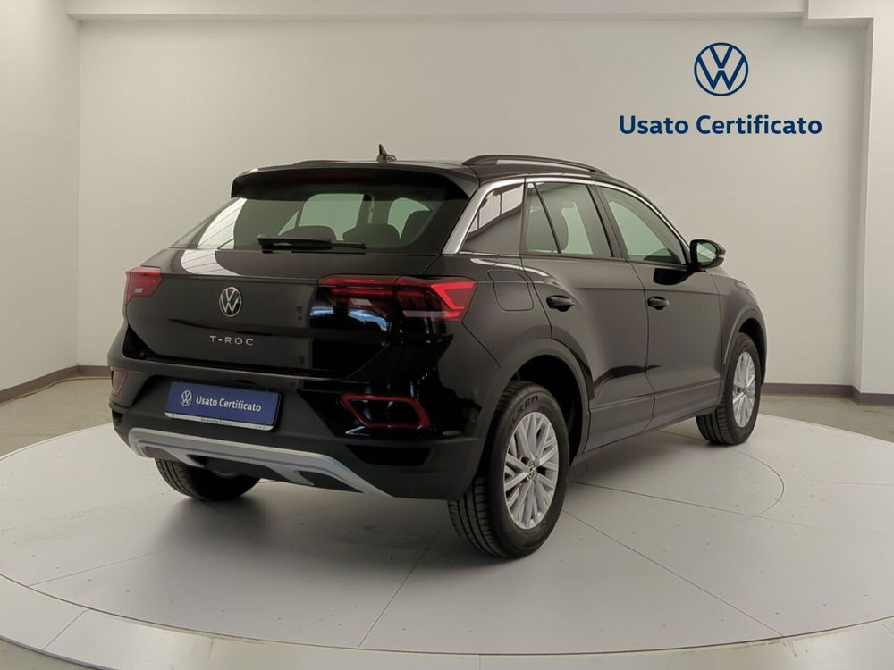 Volkswagen T-Roc nuova a Avellino (7)